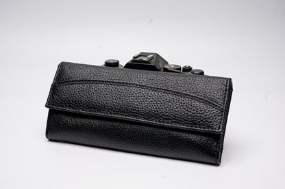 Classic Black Leather Wallet – Timeless Elegance
