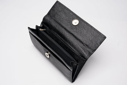 Classic Black Leather Wallet – Timeless Elegance
