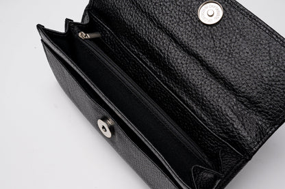 Classic Black Leather Wallet – Timeless Elegance